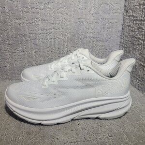 Hoka One One Clifton 9 Women's Size US 8.5B White Athletic Running Sneakers.